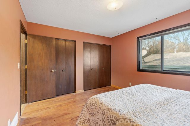 13573 Everton Avenue, Apple Valley, MN 55124