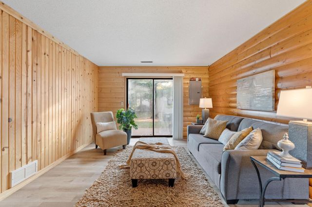 13573 Everton Avenue, Apple Valley, MN 55124