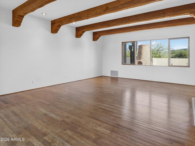 2304 FOX TAIL Trail, Carefree, AZ 85377