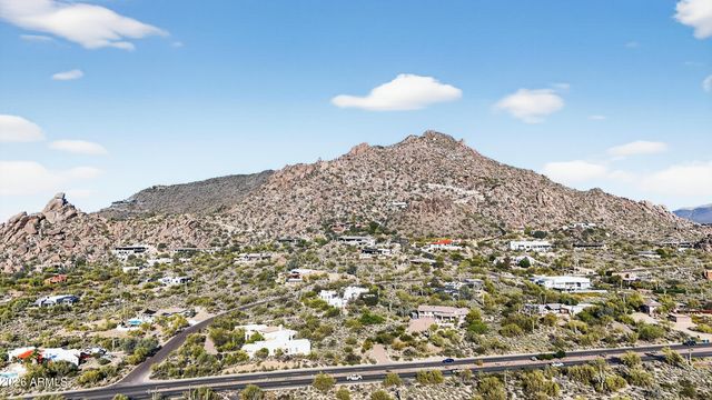 2304 FOX TAIL Trail, Carefree, AZ 85377