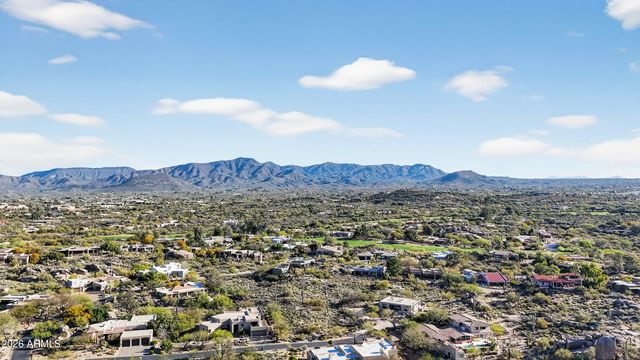 2304 FOX TAIL Trail, Carefree, AZ 85377