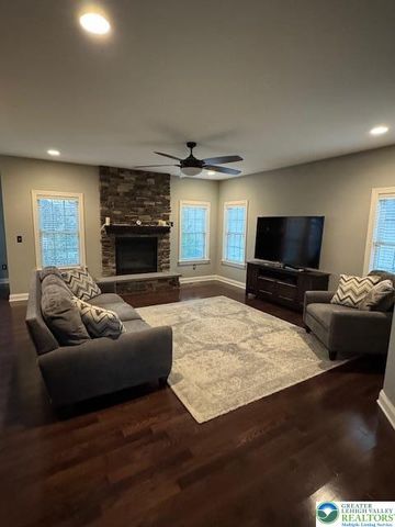 3920 White Barn Lane, Bethlehem Twp, PA 18045