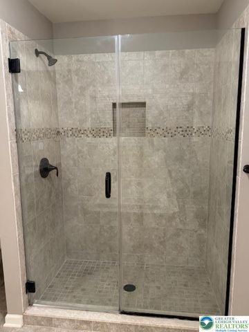 3920 White Barn Lane, Bethlehem Twp, PA 18045