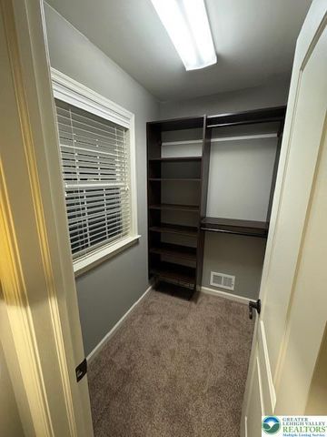 3920 White Barn Lane, Bethlehem Twp, PA 18045