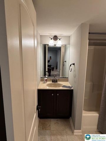 3920 White Barn Lane, Bethlehem Twp, PA 18045