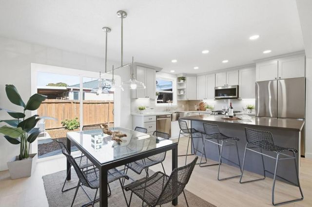 797 6th Avenue, Redwood City, CA 94063