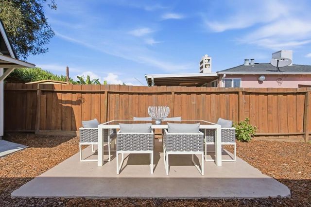 797 6th Avenue, Redwood City, CA 94063