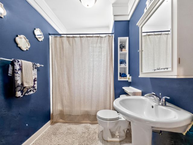 214 Linden Avenue, Southgate, KY 41071