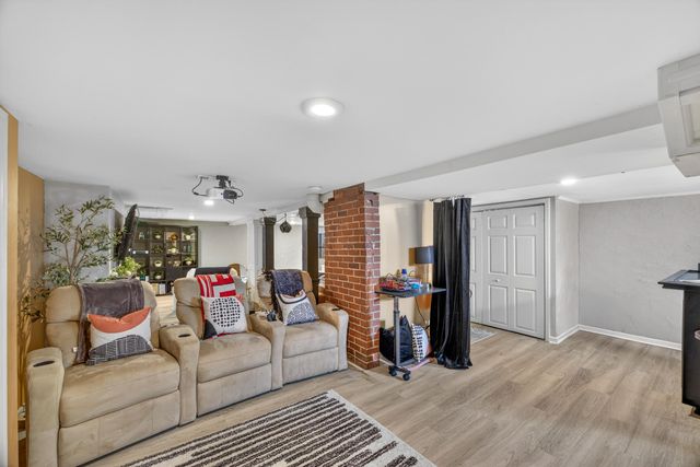 214 Linden Avenue, Southgate, KY 41071