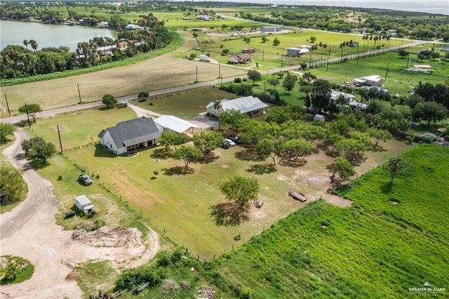 8443 Charles Green Road, Monte Alto, TX 78538