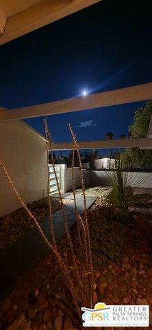 796 E Racquet Club Road, Palm Springs, CA 92262