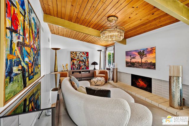796 E Racquet Club Road, Palm Springs, CA 92262