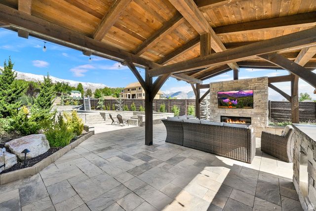3298 N 1250 W, Pleasant View, UT 84414
