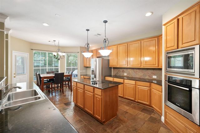 49 N Greenvine Circle, The Woodlands, TX 77382