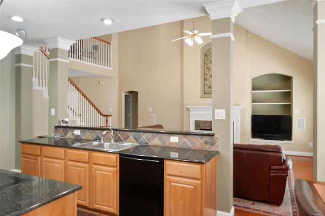49 N Greenvine Circle, The Woodlands, TX 77382