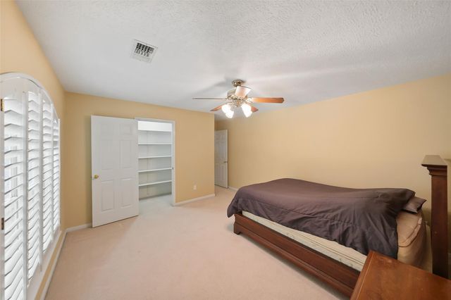 49 N Greenvine Circle, The Woodlands, TX 77382