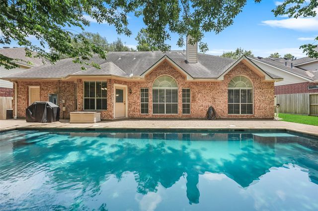 49 N Greenvine Circle, The Woodlands, TX 77382