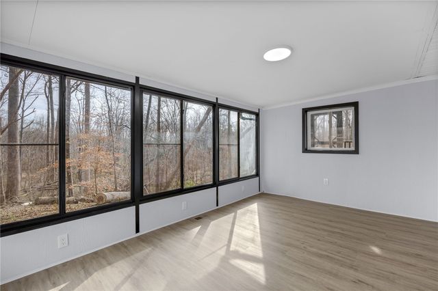 242 Hawk Lane, Fountain Inn, SC 29644