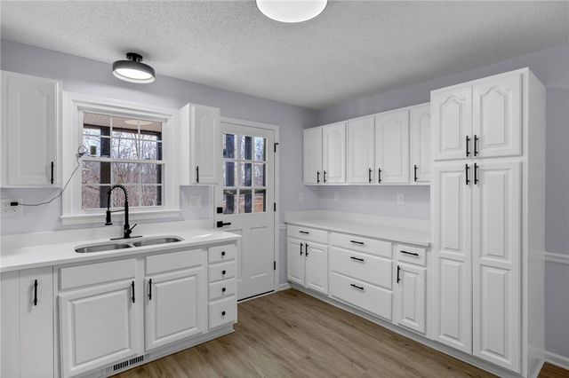 242 Hawk Lane, Fountain Inn, SC 29644