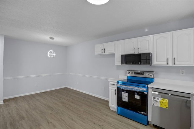 242 Hawk Lane, Fountain Inn, SC 29644