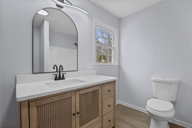 242 Hawk Lane, Fountain Inn, SC 29644