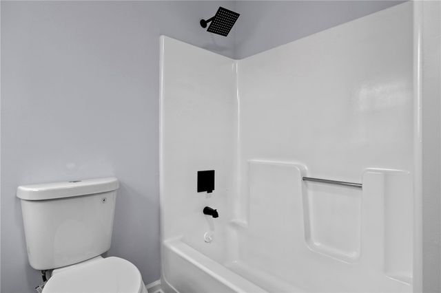 242 Hawk Lane, Fountain Inn, SC 29644