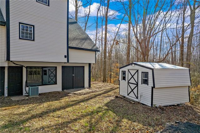 242 Hawk Lane, Fountain Inn, SC 29644