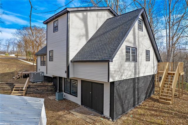 242 Hawk Lane, Fountain Inn, SC 29644