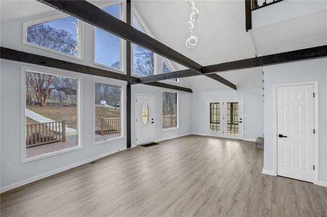 242 Hawk Lane, Fountain Inn, SC 29644