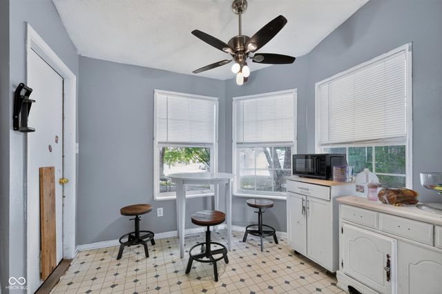 1317 Chesterfield Drive, Anderson, IN 46012
