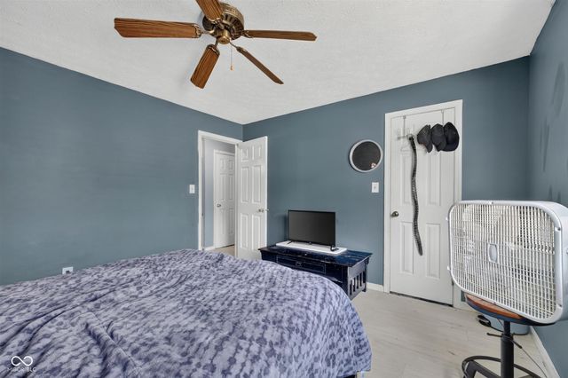 1317 Chesterfield Drive, Anderson, IN 46012