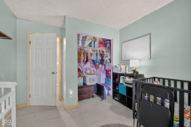 1317 Chesterfield Drive, Anderson, IN 46012