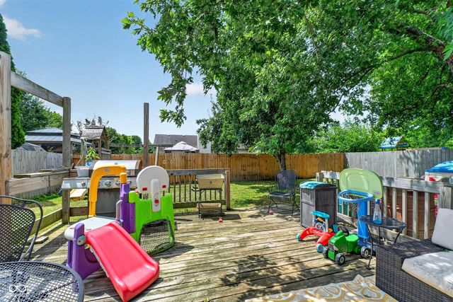 1317 Chesterfield Drive, Anderson, IN 46012