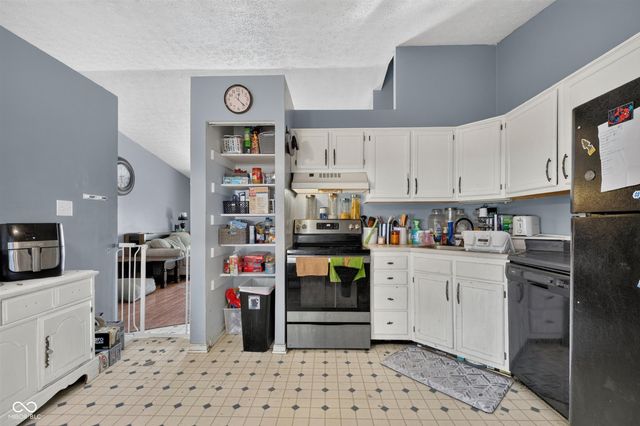 1317 Chesterfield Drive, Anderson, IN 46012