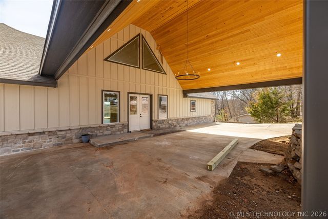 145 Private Road 66, Eucha, OK 74342