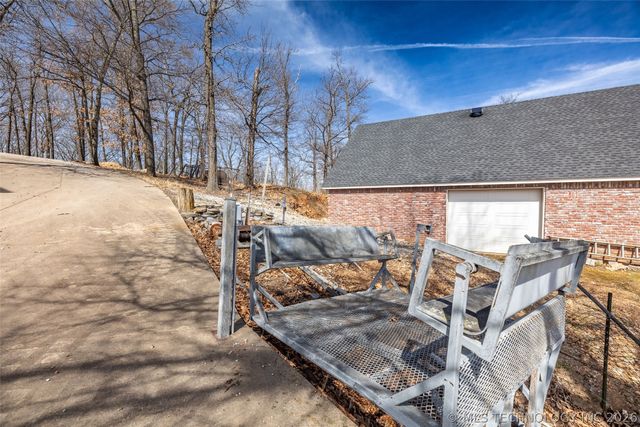 145 Private Road 66, Eucha, OK 74342