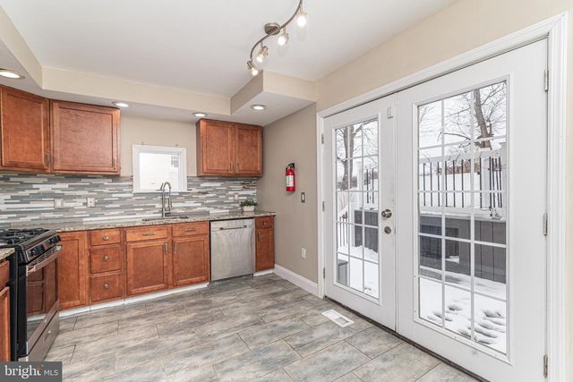 6010 LEXINGTON AVE, Pennsauken, NJ 08109