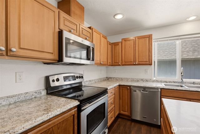 5807 S Ferdinand Street, Tacoma, WA 98409
