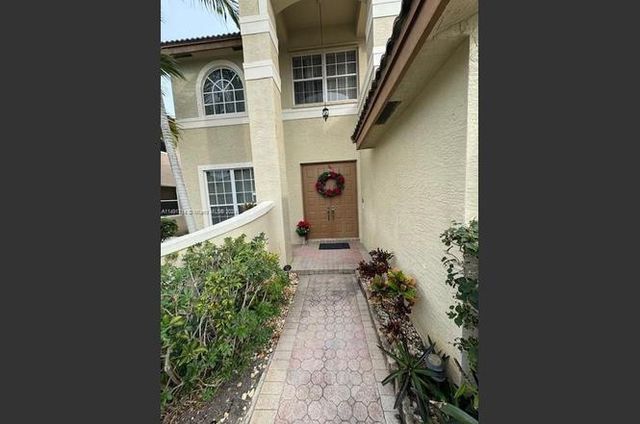 3537 SW 175th Avenue, Miramar, FL 33029