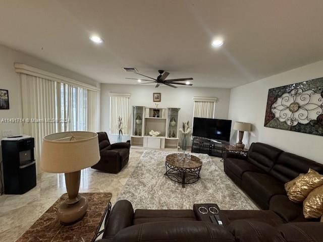 3537 SW 175th Avenue, Miramar, FL 33029