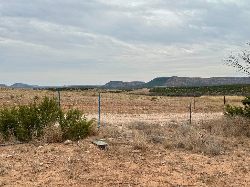 Image 19 of property listing at 537 Lone Mills Road, Robert Lee, TX 76945