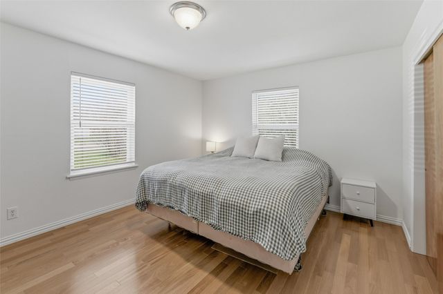 404 Childers Avenue, Benbrook, TX 76126