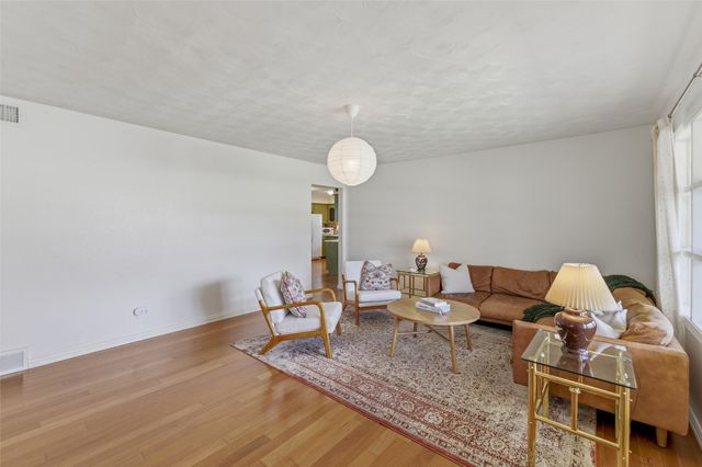 404 Childers Avenue, Benbrook, TX 76126