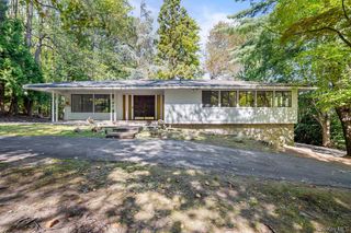16 Wagon Wheel Drive, New City, NY 10956