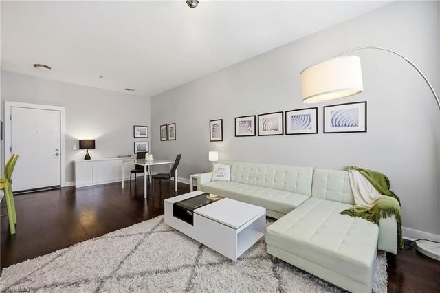 810 W 4th Street 404, Winston-salem, NC 27101