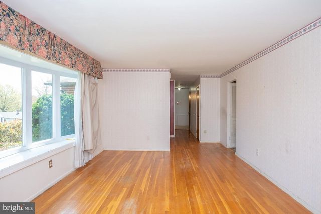 13024 INGLESIDE DR, Beltsville, MD 20705