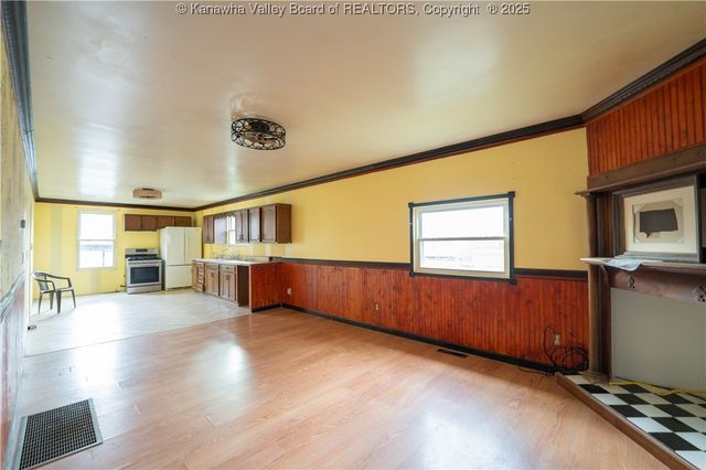 110 Carte Street, St Albans, WV 25177