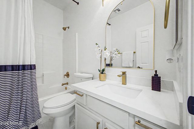 14204 W WELDON Avenue W, Goodyear, AZ 85395
