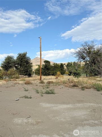 1719 Old Hwy 97, Okanogan, WA 98840