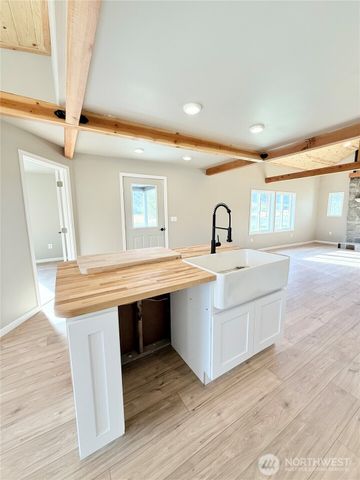 1719 Old Hwy 97, Okanogan, WA 98840